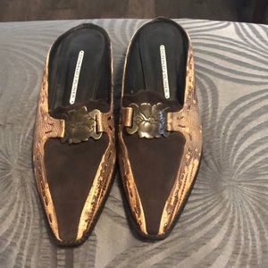 Donald J Pliner mules